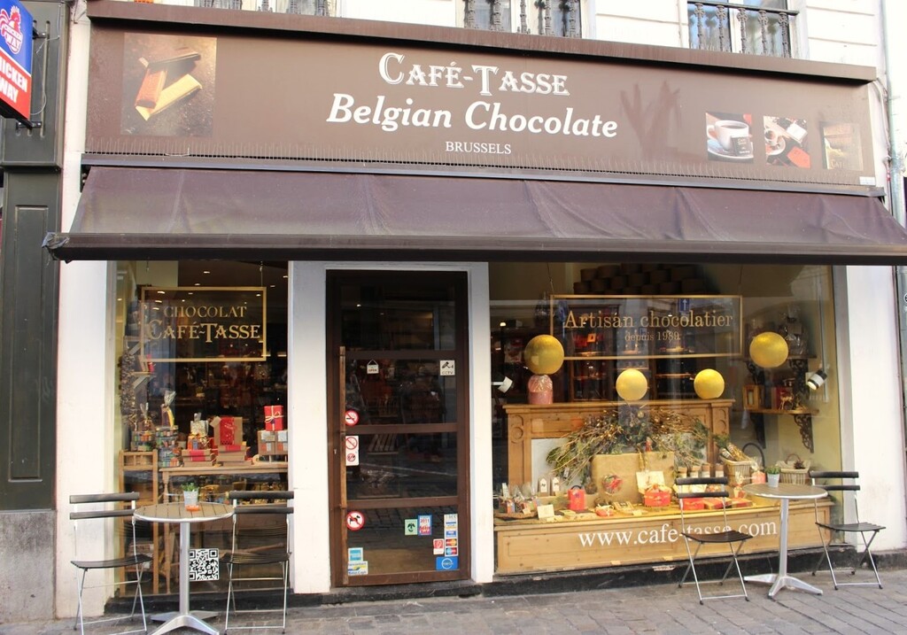 façade extérieure café tasse bruxelles