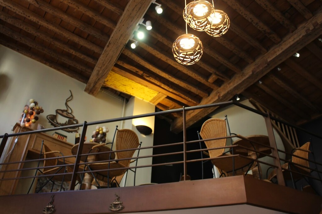 mezzanine café tasse chocolaterie bruxelles