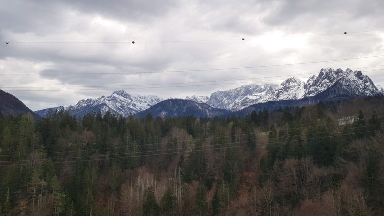 montagnes enneigées en autriche
