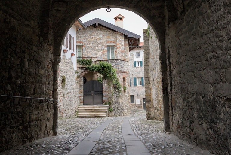 vieille maison en pierre à cividale del friuli