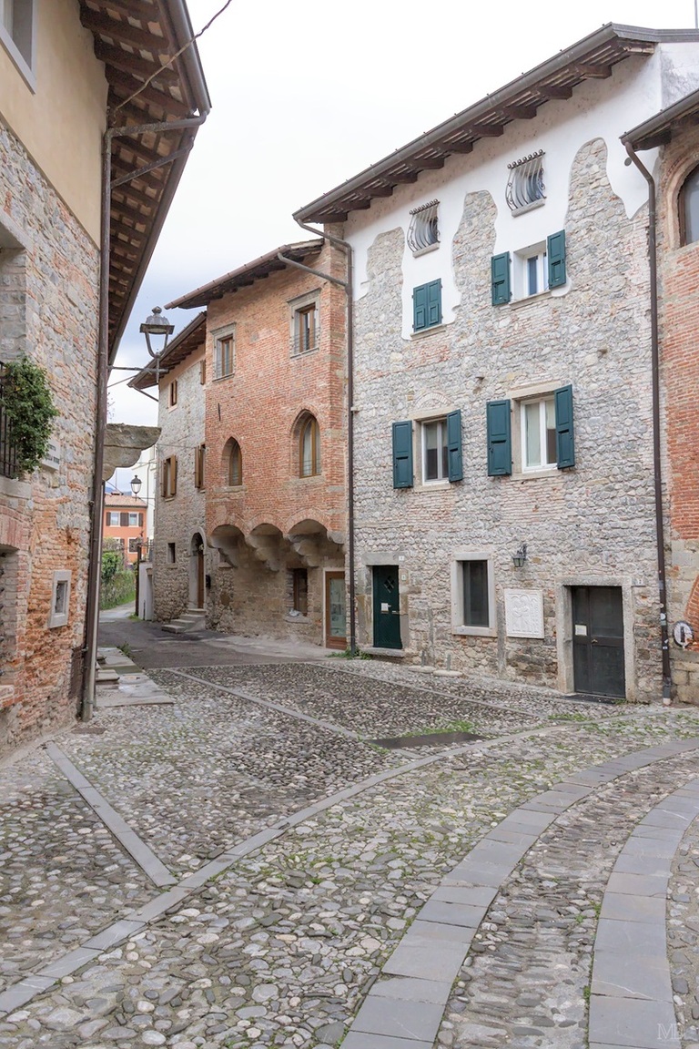 rue pavée à cividale del friuli