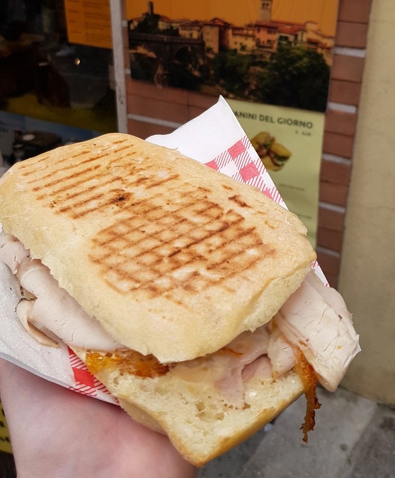 panini à la porchetta acheté à Cividale del friuli