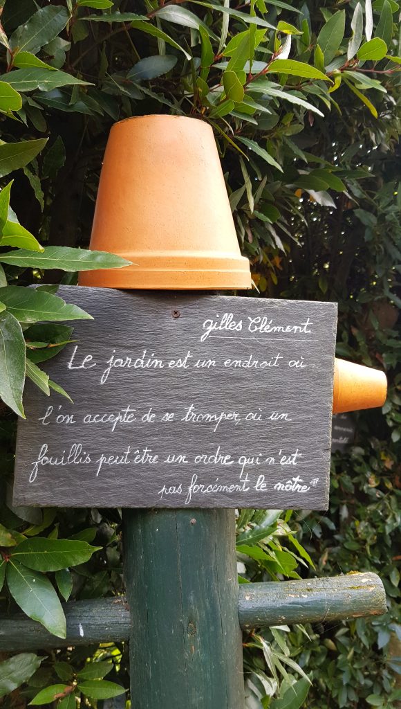 déco jardin avec ardoise